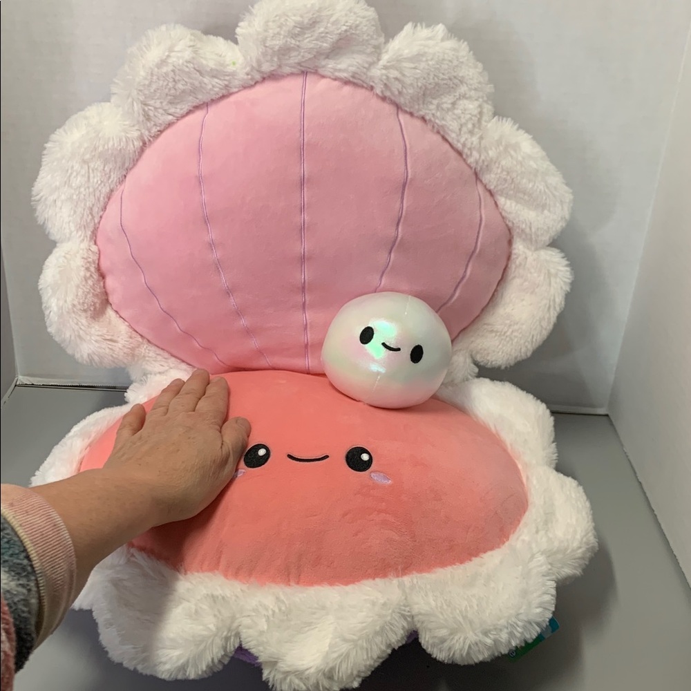 Squishable XLarge 31”Oyster & 4”Pearl RARE NWT 2022 - Picture 7 of 15